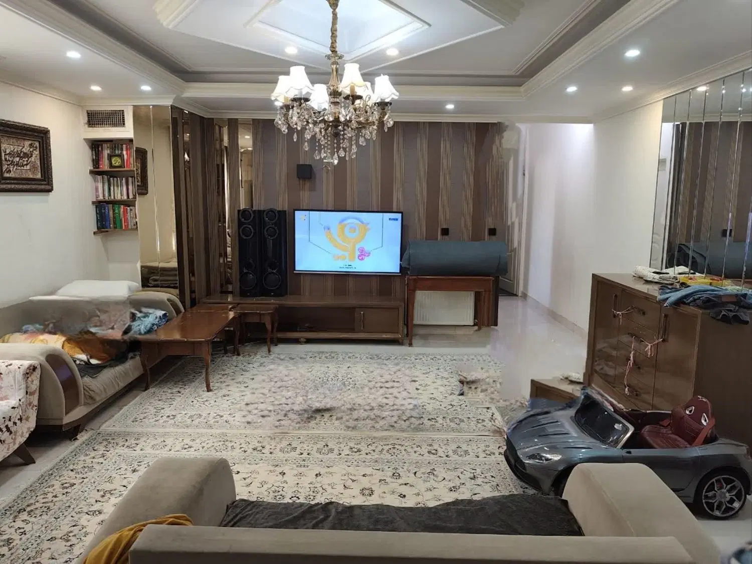۸۵ متری دوخوابه، خوش‌نقشه با پارکینگ و آسانسور