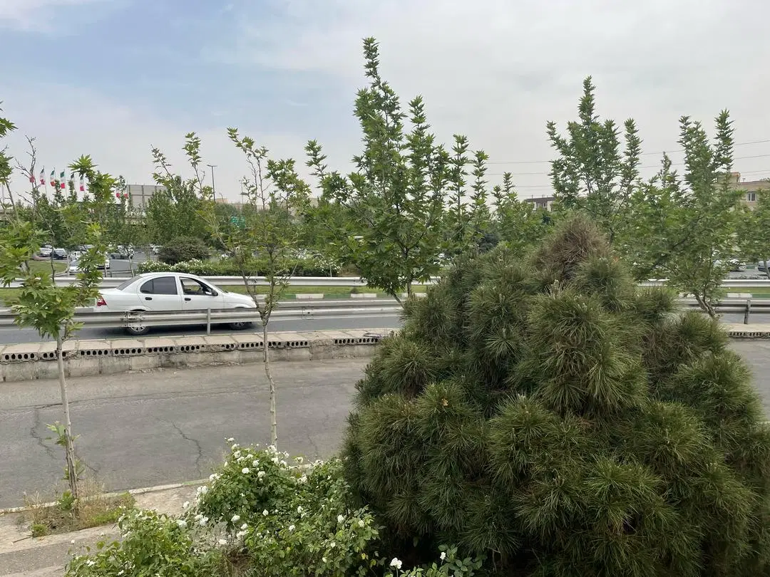 ۳۴۰ متر بر ۱۰ شمالی تهرانپارس