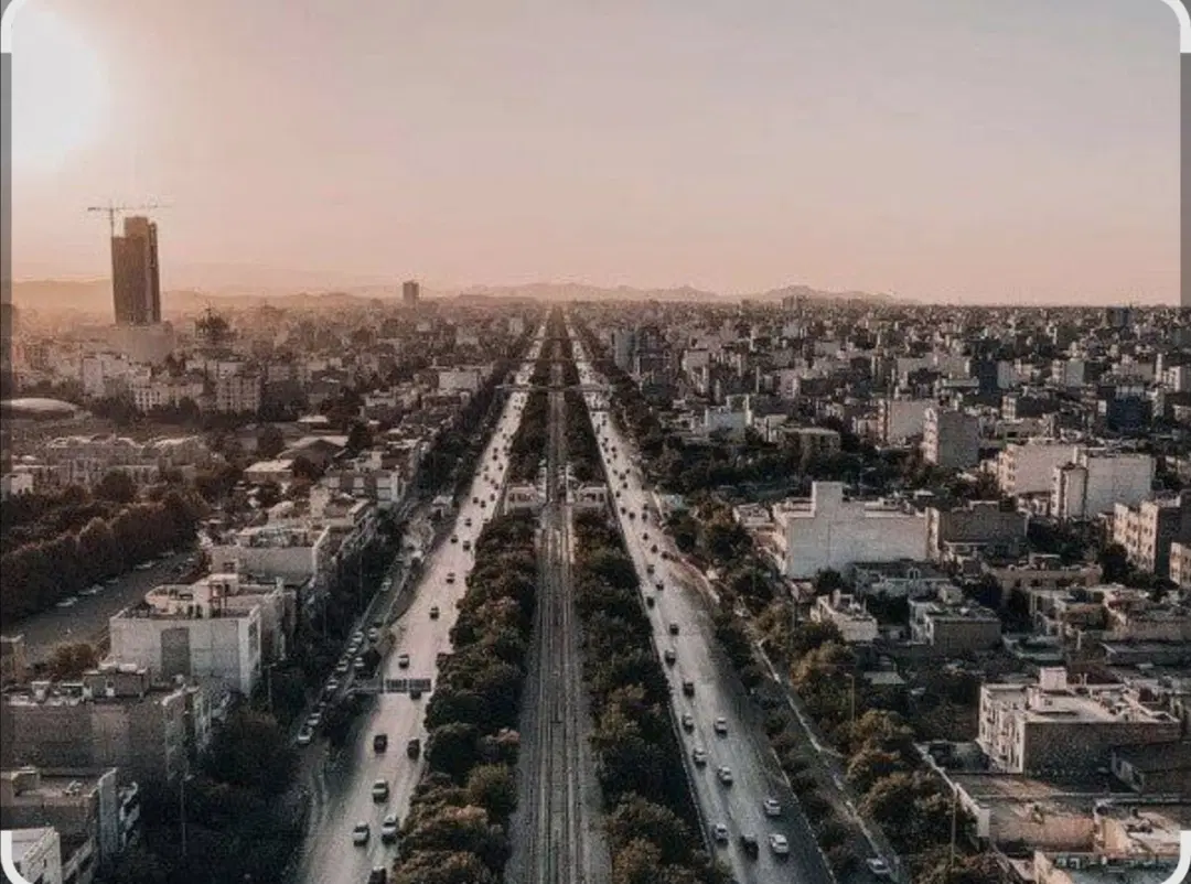 ۲۵۰ متر ویلایی حاشیه وکیل آباد تاپ لوکیشن