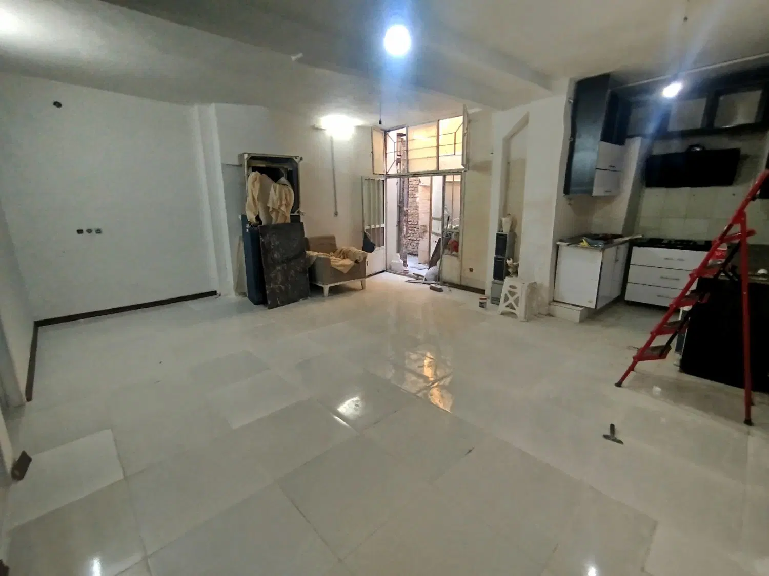 خانه ویلایی همکف ۷۰ متری دو خواب