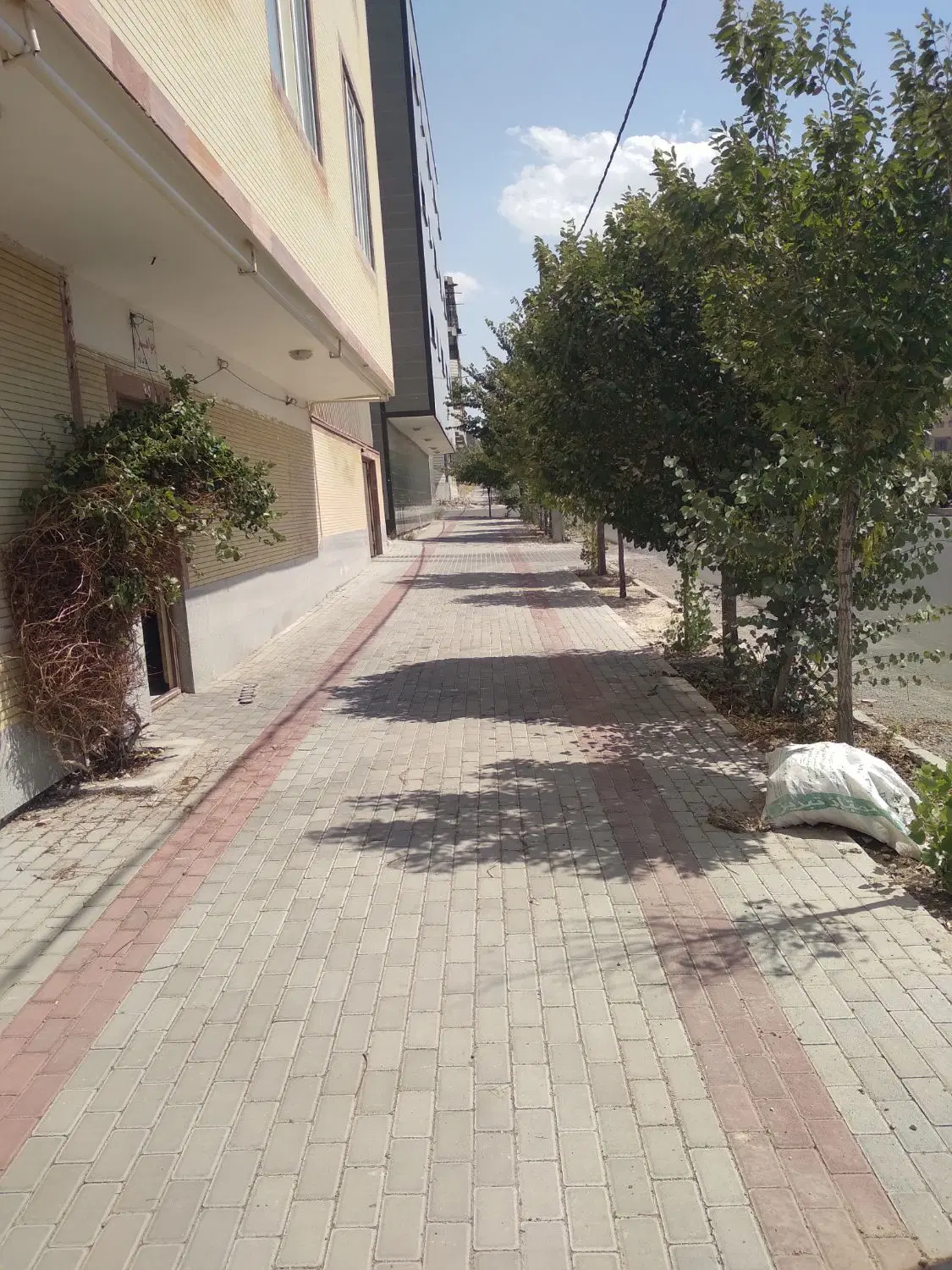 فروش یک واحد مسکونی در شهر جدید سهند
