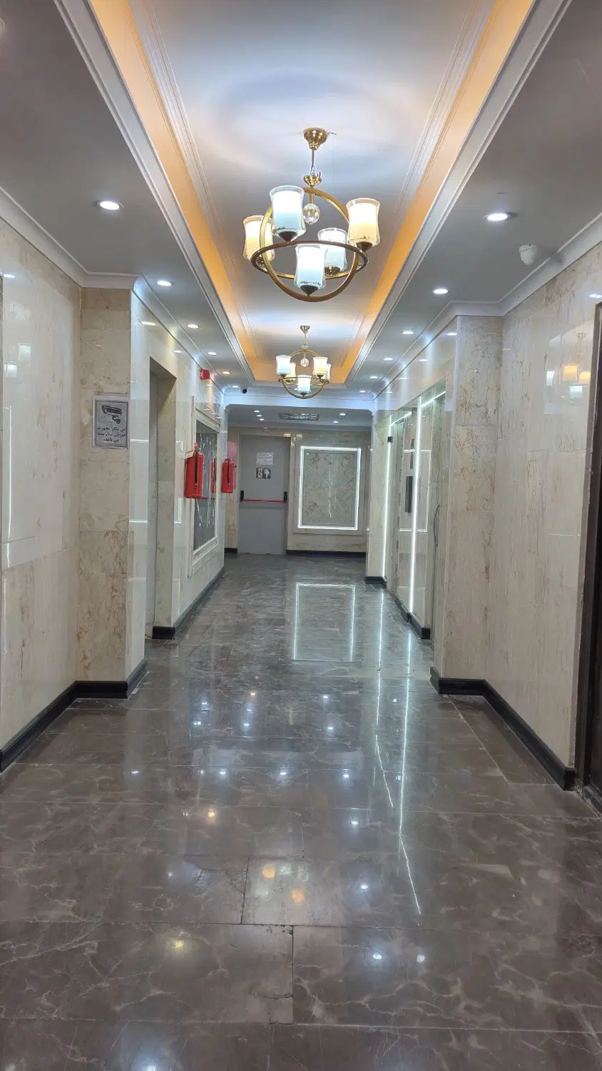 فروش واحد دو خواب فاز 11  دسترسی راحت