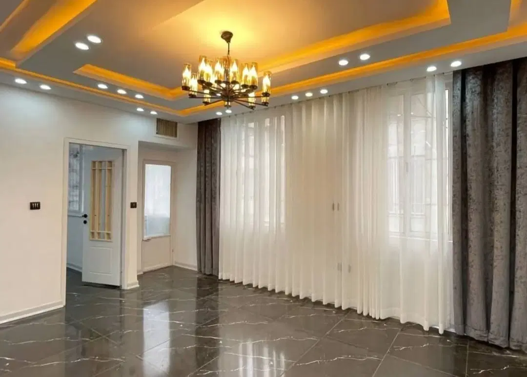 ۴۱ متر با آسانسور استاد معین