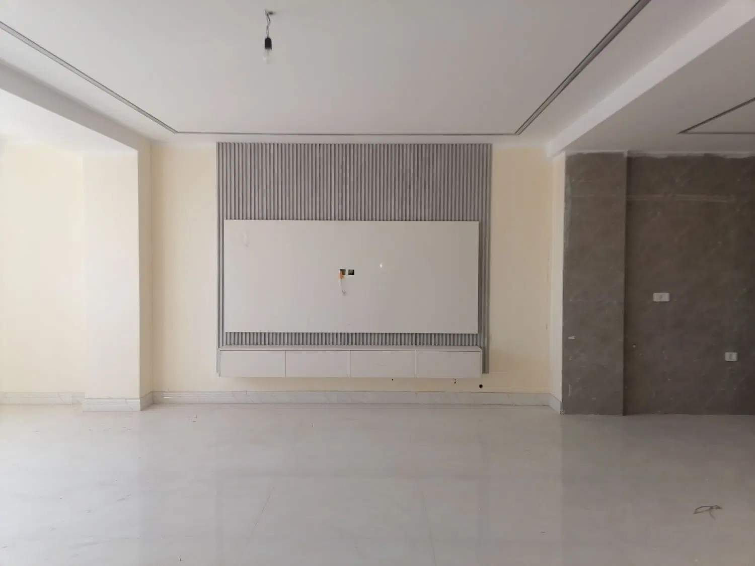 آپارتمان دوخوابه بلوار امیرکبیر