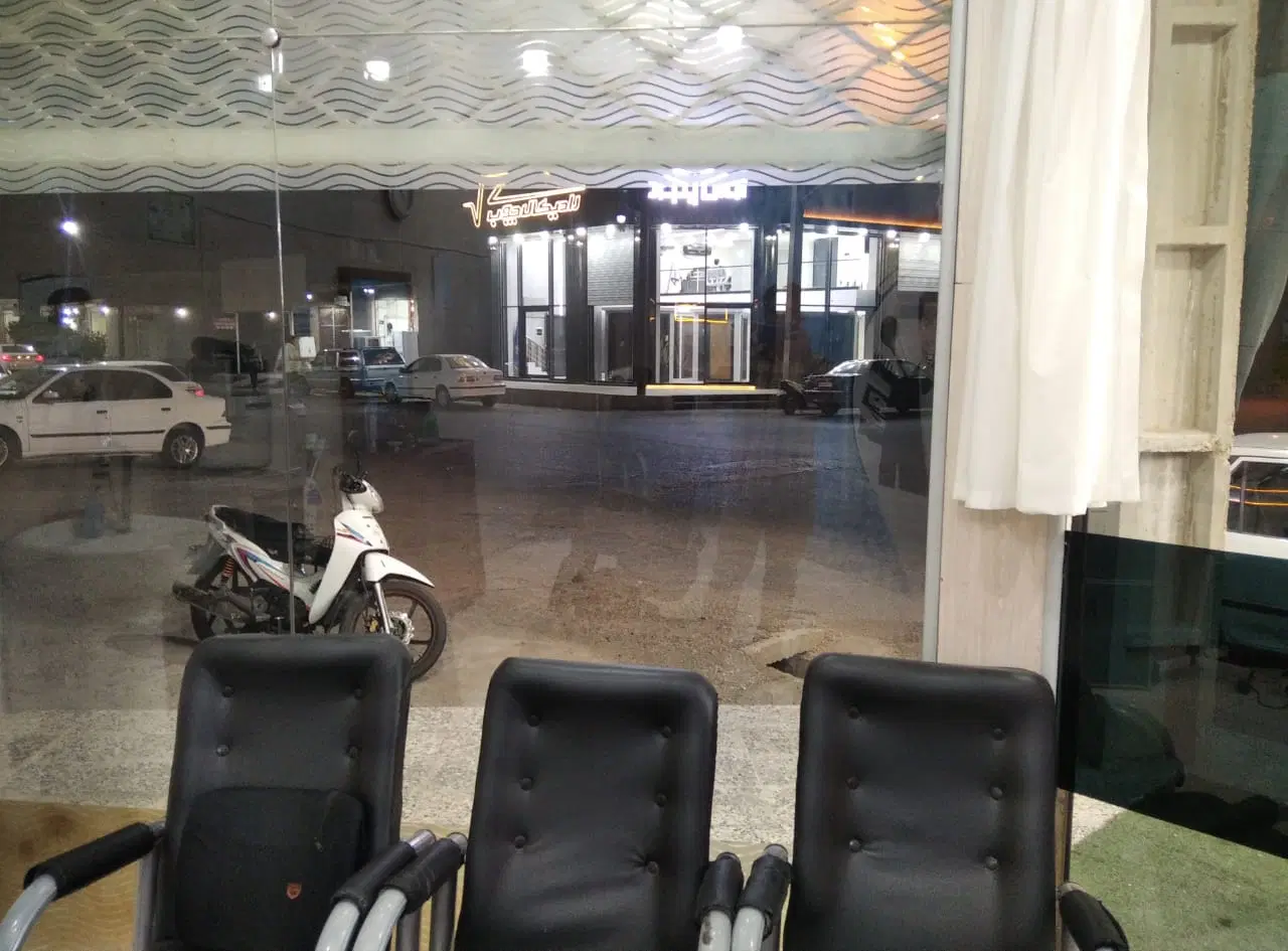 اجاره مغازه تجاری ۲۴ متری فردوسی سر نبش معاد