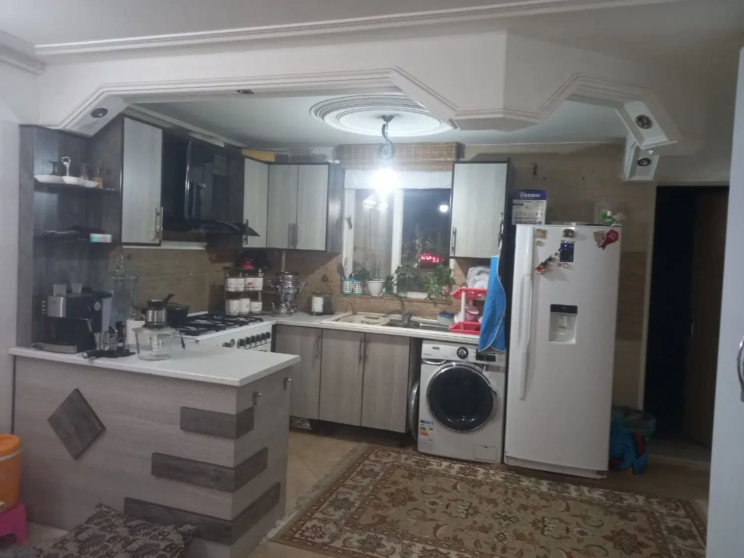 اپارتمان ۷۲ متری طبقه سه