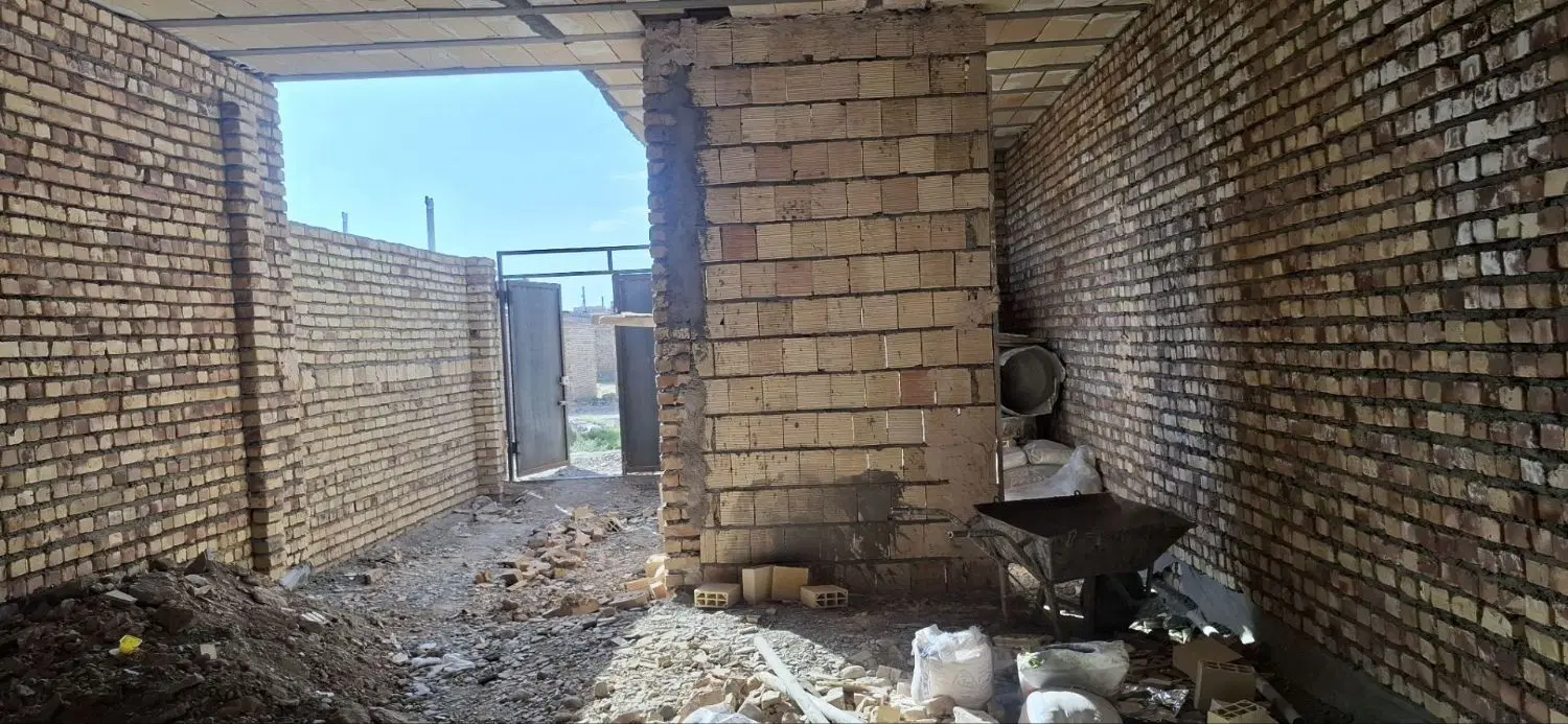 منزل نیمه ساز