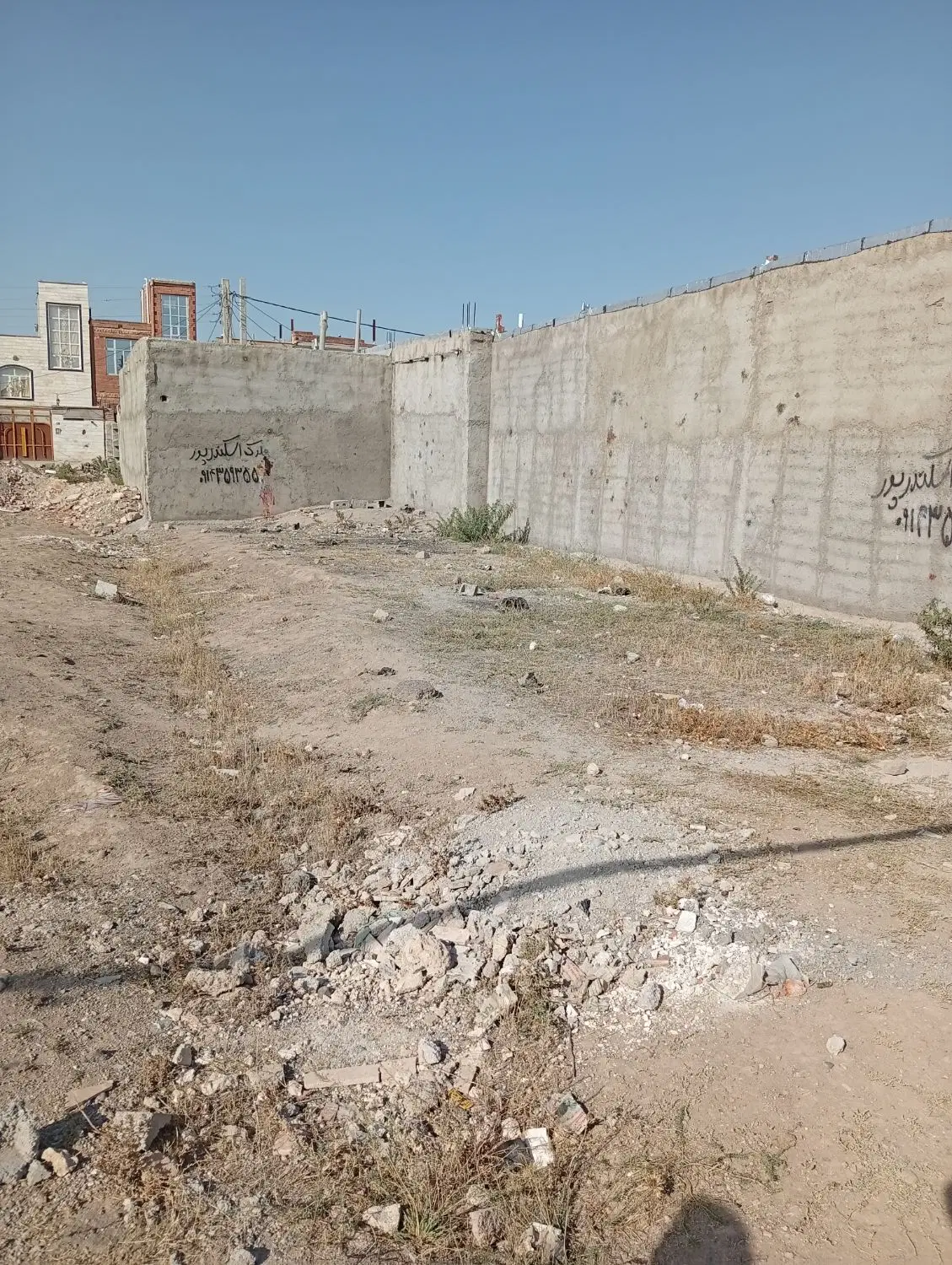 زمین در ایران آباد